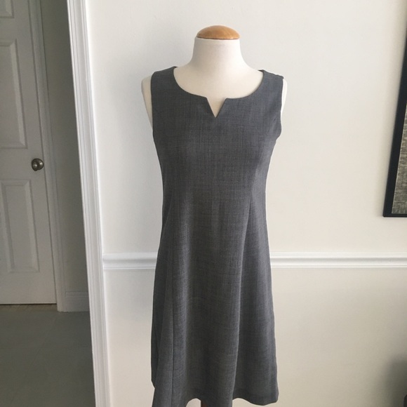 ELS Elloosae Classic 4 Gray Simple sheath dress - Picture 1 of 6